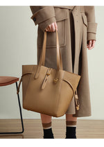 Durable & Soft Leather Shoulder Bag – Comfortable & Chic