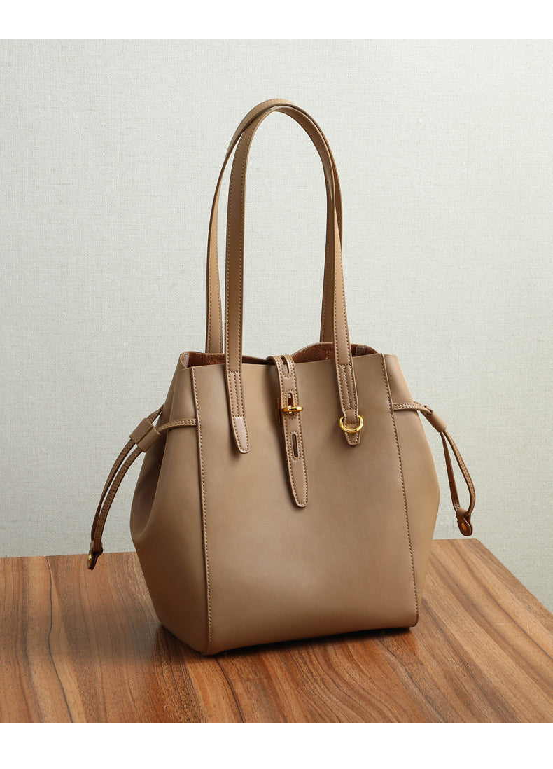 Luxury Genuine Leather Shoulder Bag – Elevate Your Style Instantly